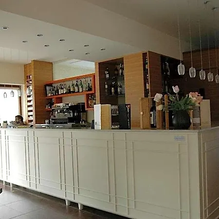 Ristorante San Carlo 3* أرونا